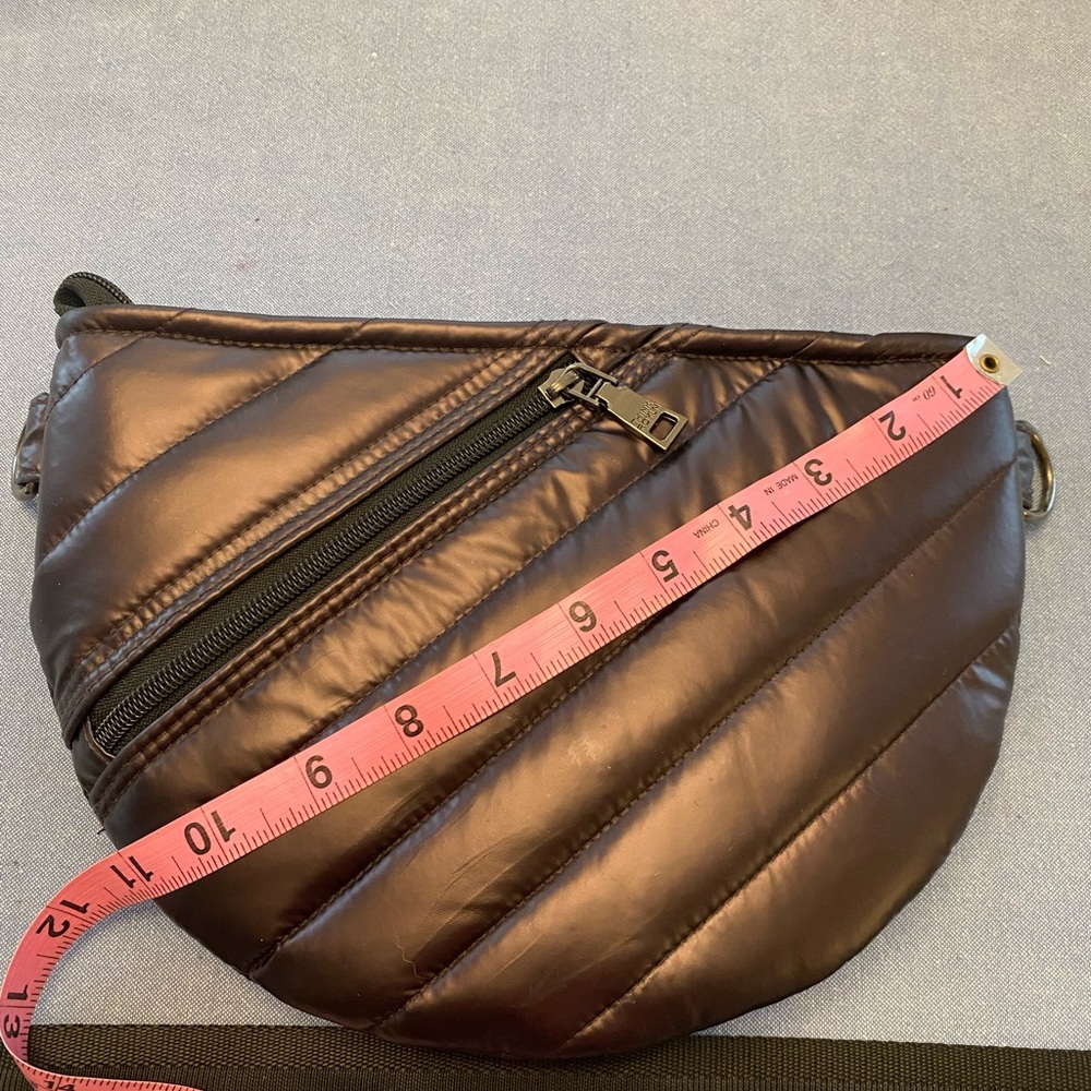 NWOT THINK ROYLAN QUILTED CROSSBODY. - Picture 11 of 12